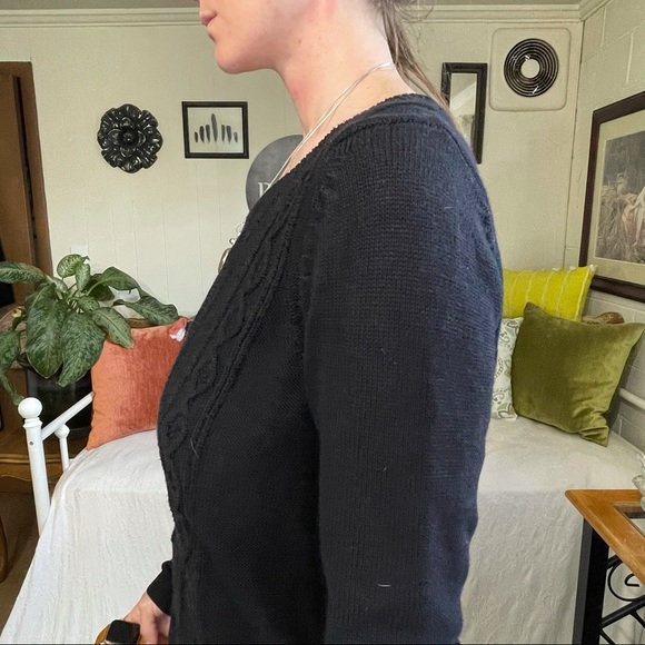 Crown & Ivy Knit Preppy Flounce hem pullover - Picture 5 of 8